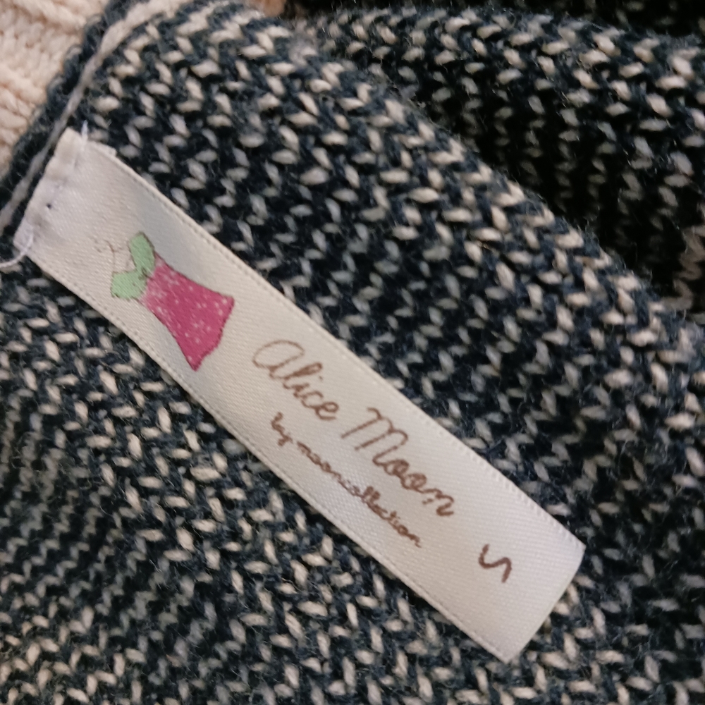 Alice Moon Sweater - Picture 6 of 6